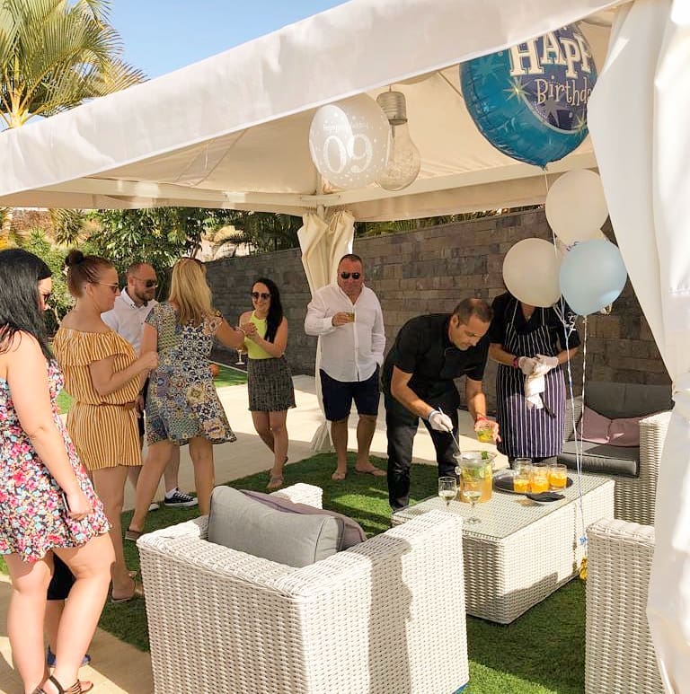 Need an unique birthday dinner party in Tenerife,Roberto Medda offers unrivaled dinner party catering and private chef hire services.&nbsp;…